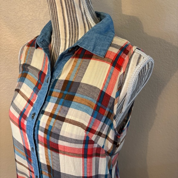 Roommates Top Small Multicolor Plaid Button-Down Shirt Sleeveless Blue Red White - Picture 8 of 13